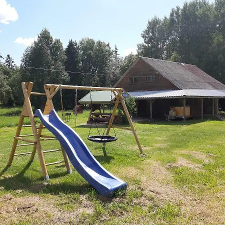 בית כפרי Huntingbox *